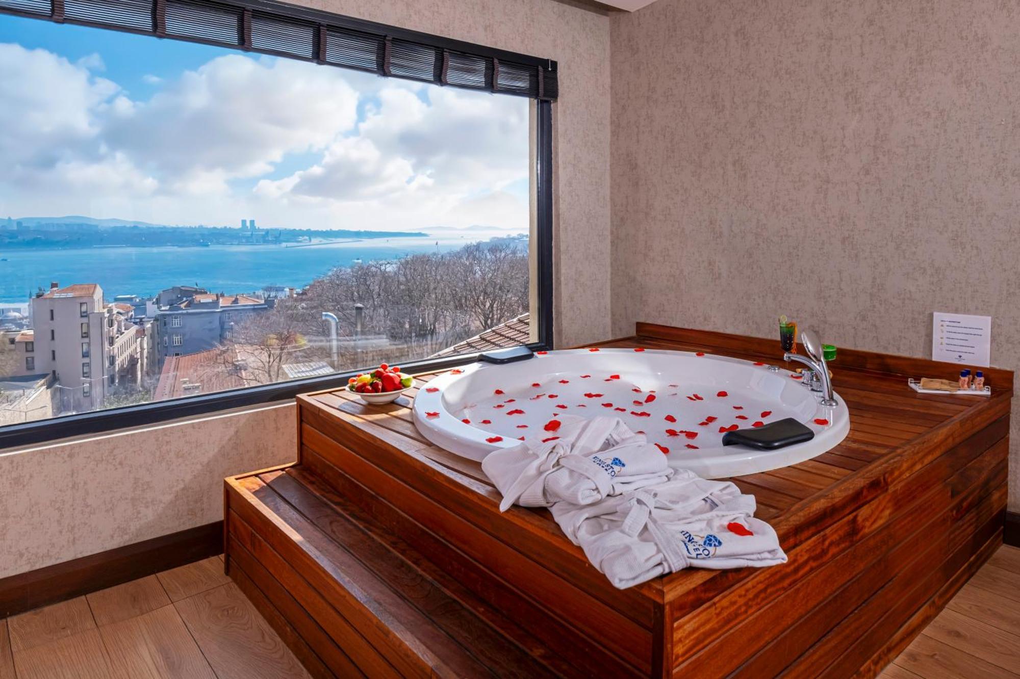Ring Stone Hotels Bosphorus - Special Class อิสตันบูล ภายนอก รูปภาพ